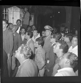 Fotografia "Sindicado dos Têxteis' Passeata do protesto - do Sindicato dos Têxteis, Reportagem de Oscar" ([Local n/d] , 1963) [negativo]. / Fotógrafo(a): Paulo André.  -- ITEM-0016.