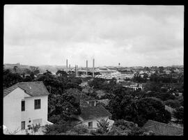 Fotografia "Fábrica Vidreira em Jacarezinho S.I.S.P.E.R" ([Local n/d] , [Data n/d]) [negativo]. / Fotógrafo(a): [Autoria n/d].  -- ITEM-0004.