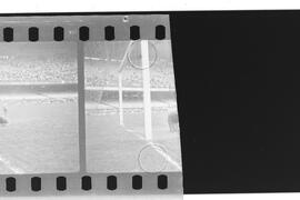 Fotografia "Futebol - Jogo - Botafogo x América" ([Local n/d] , [Data n/d]) [negativo]. / Fotógrafo(a): José Casal.  -- ITEM-0025.