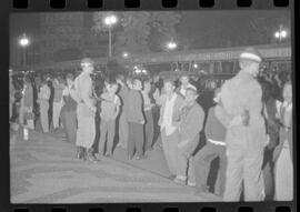 Fotografia "Conflitos' Conflitos - Passeatas - Polícia militar agride povo na Leopoldina - á favor das reformas de bases" ([Local n/d] , 1963) [negativo]. / Fotógrafo(a): Paulo; Venê; André; Alvaro; Pinto.  -- ITEM-0025.