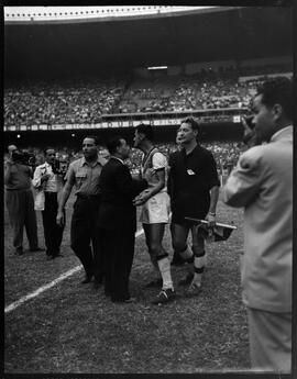 Fotografia "Esporte - Flamengo x Vasco" ([Local n/d] , [Data n/d]) [negativo]. / Fotógrafo(a): Equipe.  -- ITEM-0023.