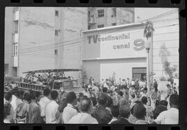 Fotografia "INCÊNDIOS' 'TELEVISÃO CONTINENTAL' INCÊNDIO NA TV CONTINENTAL (No Departamento do contra regras), Reportagem de Paulo Cordeiro" ([Local n/d] , 1963) [negativo]. / Fotógrafo(a): Luiz Santos.  -- ITEM-0010.