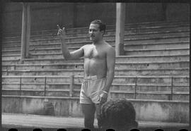 Fotografia "Futebol - R.J. (Equipe do Fluminense, 1952), Seção: Esportes" ([Local n/d] , 1952) [negativo]. / Fotógrafo(a): Equipe.  -- ITEM-0017.