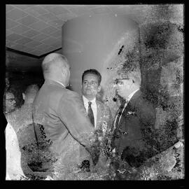 Fotografia "Banquete oferecido por 'UH' ao Vasco da Gama, super-campeão carioca de 1958, Esportes" ([Local n/d] , 1958) [negativo]. / Fotógrafo(a): Equipe.  -- ITEM-0007.