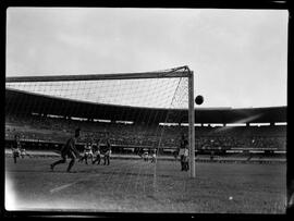 Fotografia "Futebol - 'Copa Rio', Esportes" ([Local n/d] , [Data n/d]) [negativo]. / Fotógrafo(a): Equipe.  -- ITEM-0005.