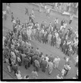 Fotografia "NAVIO 'ANA NERY' ALMOÇO DE JANGO NO NAVIO ANA NERY" ([Local n/d] , 1963) [negativo]. / Fotógrafo(a): Rodolpho.  -- ITEM-0006.