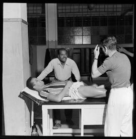 Fotografia "Leônidas da Silva (futebol), Esportes" ([Local n/d] , [Data n/d]) [negativo]. / Fotógrafo(a): Jean Manzon.  -- ITEM-0025.