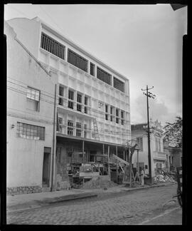 Fotografia "Imprensa 'U.H.' Rio de Janeiro (edifício), Reportagem Geral" ([Local n/d] , [Data n/d]) [negativo]. / Fotógrafo(a): Equipe.  -- ITEM-0001.