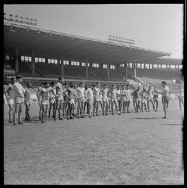 Fotografia "Futebol - RJ (equipe do Vasco da Gama), Esportes" ([Local n/d] , [Data n/d]) [negativo]. / Fotógrafo(a): Equipe.  -- ITEM-0020.