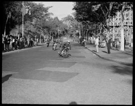 Fotografia "Motociclismo - Rio de Janeiro (em geral), Esportes" ([Local n/d] , [Data n/d]) [negativo]. / Fotógrafo(a): Equipe.  -- ITEM-0002.