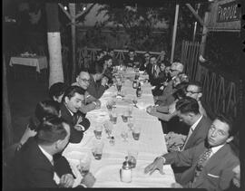 Fotografia "Homenagem a Mauritônio Meira" ([Local n/d] , [Data n/d]) [negativo]. / Fotógrafo(a): Demócrito.  -- ITEM-0003.