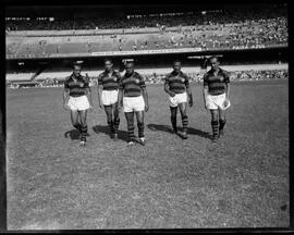 Fotografia "Esportes - Futebol - Diversos" ([Local n/d] , [Data n/d]) [negativo]. / Fotógrafo(a): [Autoria n/d].  -- ITEM-0005.