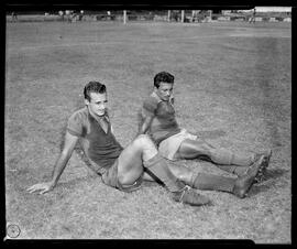 Fotografia "Futebol - treino do Flamengo e Botafogo" ([Local n/d] , [Data n/d]) [negativo]. / Fotógrafo(a): Paes Leme.  -- ITEM-0001.