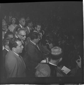 Fotografia "Usina Hidrelétrica Presidente João Goulart' Jango em Bom Jesus da Lapa (baía) por ocasião da inauguração da Uzina [Usina] Hidrelétrica 'Presid. Jango'" ([Local n/d] , 1963) [negativo]. / Fotógrafo(a): Neville.  -- ITEM-0007.