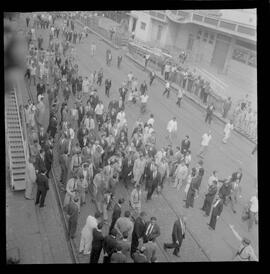 Fotografia "NAVIO 'ANA NERY' ALMOÇO DE JANGO NO NAVIO ANA NERY" ([Local n/d] , 1963) [negativo]. / Fotógrafo(a): Rodolpho.  -- ITEM-0023.