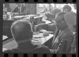 Fotografia "CPI QUE INVESTIGA ORGANISMO DE PRESSÃO AO CONGRESSO BRASILEIRO' Assembléia - CPI - Depoimentos de Santos Vallis e Dante Pelacani, Reportagem de Nelson Silva" ([Local n/d] , 1963) [negativo]. / Fotógrafo(a): Paulo Reis.  -- ITEM-0010.