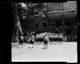 Fotografia "Música - Áustria (Banda Marcial do Tirol), Repórter: Equipe, Reportagem Geral" ([Local n/d] , [Data n/d]) [negativo]. / Fotógrafo(a): Equipe.  -- ITEM-0003.