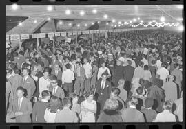 Fotografia "FESTIVAL BRASILEIRO DE ESCRITORES' FESTIVAL DE ESCRITTORES [ESCRITORES] (Preparativos) Com a presença do escritor Viriato Corrêa)" ([Local n/d] , 1963) [negativo]. / Fotógrafo(a): Pedro; Venê.  -- ITEM-0003.