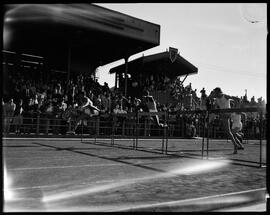 Fotografia "Esporte / São Paulo" ([Local n/d] , [Data n/d]) [negativo]. / Fotógrafo(a): [Autoria n/d].  -- ITEM-0024.