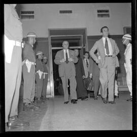 Fotografia "Banquete' oferecido por 'UH' ao Sr. Lúcio Meira, Almirante que foi escolhido o 'Homem do Ano'" ([Local n/d] , [Data n/d]) [negativo]. / Fotógrafo(a): Equipe.  -- ITEM-0021.