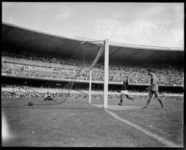 Fotografia "Futebol - Bangú x Flamengo" ([Local n/d] , [Data n/d]) [negativo]. / Fotógrafo(a): [Autoria n/d].  -- ITEM-0005.