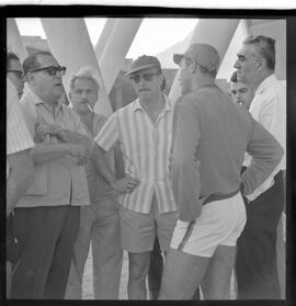 Fotografia "Campeonato Carioca de Remos; 'REMO - 'CAMPEONATO BRASILEIRO DE REMO' Campeonato Brasileiro de Remo (Reportagem), Reportagem de Esporte" ([Local n/d] , 1963) [negativo]. / Fotógrafo(a): Demócrito.  -- ITEM-0002.