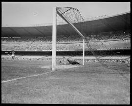 Fotografia "Esporte Bangú x Botafogo" ([Local n/d] , [Data n/d]) [negativo]. / Fotógrafo(a): Rodrigues.  -- ITEM-0008.