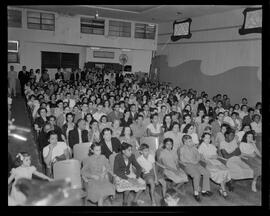 Fotografia "Concurso do 'Última Hora' e Rádio Clube do Brasil, Reportagem Geral" ([Local n/d] , [Data n/d]) [negativo]. / Fotógrafo(a): Jankiel.  -- ITEM-0002.
