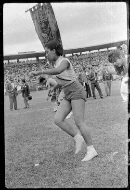 Fotografia "Futebol - Jogo Flamengo x Fluminense" ([Local n/d] , [Data n/d]) [negativo]. / Fotógrafo(a): Demócrito e Paulo Reis.  -- ITEM-0002.