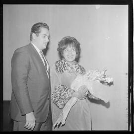 Fotografia "CLUBE RENASCENÇA' Booker Piltman e Eliana no Renascença e Walter Soares dos Santos o 'Walter Feijão', Reportagem de Zé Carlos" ([Local n/d] , 1963) [negativo]. / Fotógrafo(a): José Gomes.  -- ITEM-0004.