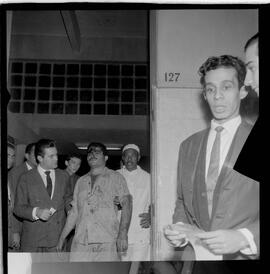 Fotografia "Conflitos' Conflitos - Passeatas - Polícia militar agride povo na Leopoldina - á favor das reformas de bases" ([Local n/d] , 1963) [negativo]. / Fotógrafo(a): Paulo; Venê; André; Alvaro; Pinto.  -- ITEM-0113.