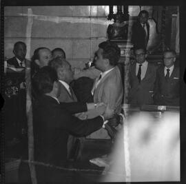 Fotografia "DISCURSO DEP. GAMA FILHO; 'ASSEMBLÉIA LEGISLATIVA' Discurso do Deputado Gama Filho na tribuna da Assembléia Legislativa" ([Local n/d] , 1963) [negativo]. / Fotógrafo(a): Luiz Santos.  -- ITEM-0012.