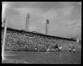 Fotografia "Futebol - jogo Botafogo x Curação" ([Local n/d] , [Data n/d]) [negativo]. / Fotógrafo(a): S. Coelho.  -- ITEM-0006.