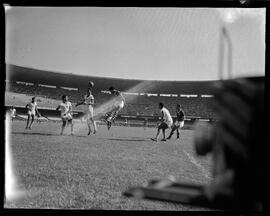 Fotografia "Futebol - equipe e jogo: Fluminense x Bangú" ([Local n/d] , [Data n/d]) [negativo]. / Fotógrafo(a): Equipe.  -- ITEM-0009.