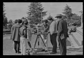 Fotografia "Rep. pelo SUL DO BRASIL (ESPECIAL); 'REPORTAGEM ESPECIAL DE 'UH' 'CONTRABANDO DE ARMAS, Em S. PAULO, SANTA CATARINA, RIO GRANDE DO SUL ETC...' Reportagem feita pela equipe de 'UH'), Reportagem de Amado Ribeiro" ([Local n/d] , 1963) [negativo]. / Fotógrafo(a): Paulo Reis.  -- ITEM-0026.