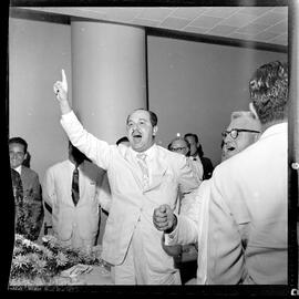 Fotografia "Banquete oferecido por 'UH' ao Vasco da Gama, super-campeão carioca de 1958, Esportes" ([Local n/d] , 1958) [negativo]. / Fotógrafo(a): Equipe.  -- ITEM-0003.