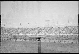 Fotografia "Futebol, treino do Selecionado Brasileiro no Chile" ([Local n/d] , [Data n/d]) [negativo]. / Fotógrafo(a): [Autoria n/d].  -- ITEM-0039.