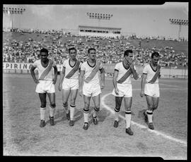 Fotografia "Futebol - RJ (equipe do Vasco da Gama), Esportes" ([Local n/d] , [Data n/d]) [negativo]. / Fotógrafo(a): Equipe.  -- ITEM-0034.