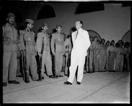 Fotografia "Negrão de Lima - O Ministro da Justiça pacifica a crise política no Maranhão, Reportagem Geral" ([Local n/d] , [Data n/d]) [negativo]. / Fotógrafo(a): Rodrigues.  -- ITEM-0008.