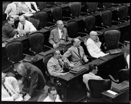 Fotografia "Parlamento - Brasil (Câmara dos Deputados) (plenário), Reportagem Geral" ([Local n/d] , [Data n/d]) [negativo]. / Fotógrafo(a): Jean Manzon.  -- ITEM-0001.