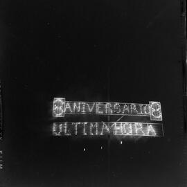 Fotografia "Promoção de Última Hora' - homenagem à Batalha do Riachuelo em Copacabana e Leme" ([Local n/d] , [Data n/d]) [negativo]. / Fotógrafo(a): Melo e A. Veneziano.  -- ITEM-0034.