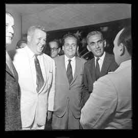 Fotografia "Banquete oferecido por 'UH' ao Vasco da Gama, super-campeão carioca de 1958, Esportes" ([Local n/d] , 1958) [negativo]. / Fotógrafo(a): Equipe.  -- ITEM-0004.
