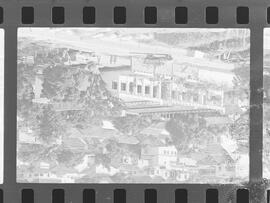 Fotografia "Vista Geral da 'INVERNADA DE OLARIA" ([Local n/d] , 1963) [negativo]. / Fotógrafo(a): Ribeiro.  -- ITEM-0014.