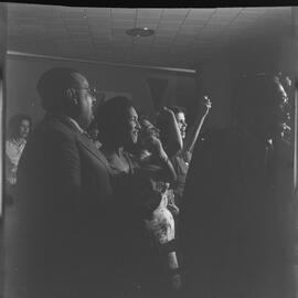 Fotografia "Banquete de 'Última Hora' em homenagem ao Vasco da Gama e Ademar Ferreira da Silva" ([Local n/d] , [Data n/d]) [negativo]. / Fotógrafo(a): Demócrito e Estrela.  -- ITEM-0020.