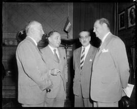 Fotografia "Seleção Brasileira de Futebol - 1952 (treino), Seção: Reportagem Geral" ([Local n/d] , 1952) [negativo]. / Fotógrafo(a): Equipe.  -- ITEM-0003.