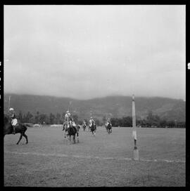 Fotografia "Golfe - Rio de Janeiro (em geral), Reportagem Geral" ([Local n/d] , [Data n/d]) [negativo]. / Fotógrafo(a): Equipe.  -- ITEM-0005.