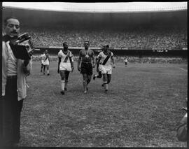 Fotografia "Esporte - Flamengo x Vasco" ([Local n/d] , [Data n/d]) [negativo]. / Fotógrafo(a): Equipe.  -- ITEM-0015.