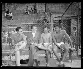 Fotografia "Futebol - treino do Flamengo e Botafogo" ([Local n/d] , [Data n/d]) [negativo]. / Fotógrafo(a): Paes Leme.  -- ITEM-0002.