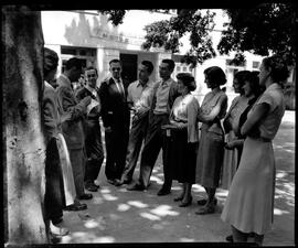 Fotografia "Patrono dos professores" ([Local n/d] , [Data n/d]) [negativo]. / Fotógrafo(a): José Casal.  -- ITEM-0001.