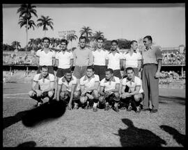 Fotografia "Futebol - Copa Rio" ([Local n/d] , [Data n/d]) [negativo]. / Fotógrafo(a): Ângelo.  -- ITEM-0007.